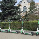 trotinetele de la prefectura prima coloana oficiala care a ajuns cu adevarat la timp