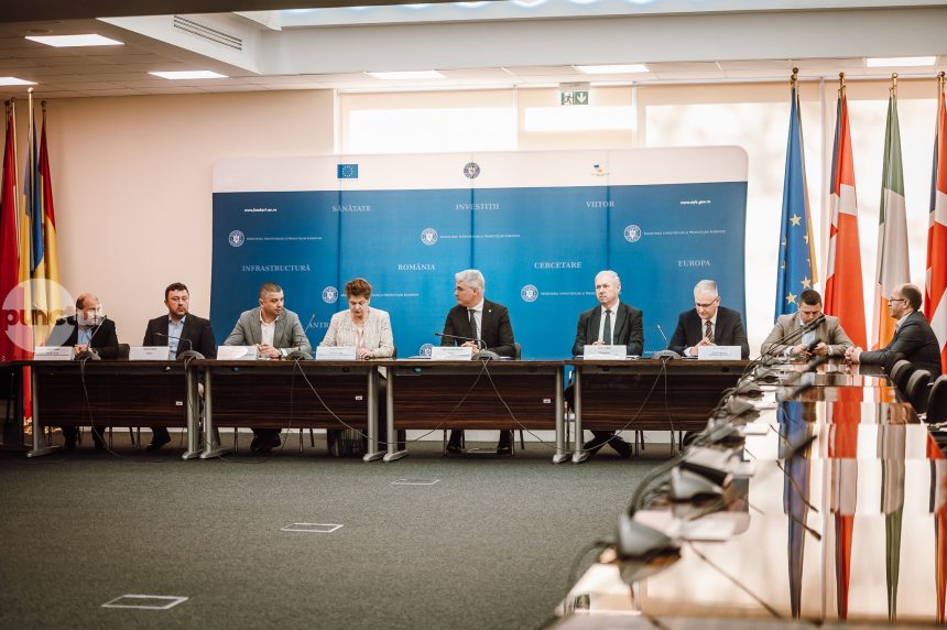Cel mai mare proiect de apa din istoria judetului a fost lansat oficial contract in valoare de 186 de milioane de euro