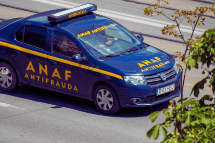 Falsi inspectori ANAF Antifrauda incearca sa obtina informatii personale si financiare atrage atentia Fiscul