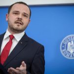 MinisterulSanatatiicrestefinantareapentrusectiiledeterapieintensivasisaliledoperaieAltecincispitalesealatura programuluiAPATI