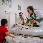 Zambetele au redevenit pe chipurile copiilor gratie doctorilor clovni