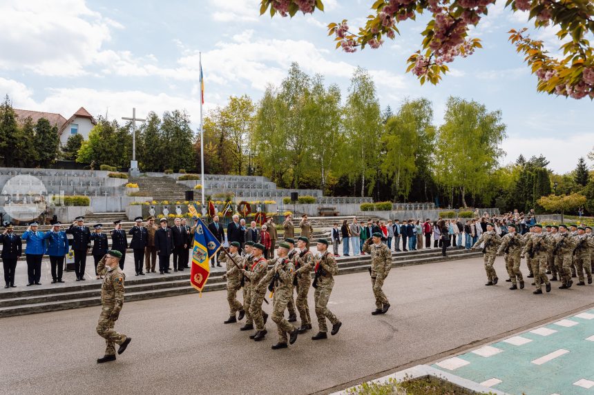 Ziua Veteranilor de Razboi in Parcul Eroilor un veteran de 102 ani prezent la ceremonie