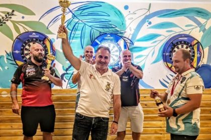 Campionul national Laszlo Kadar a obtinut victoria in Cupa Verii MDC la Targu Mures Urmeaza debutul sau pe scena PDC