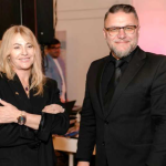 Ceas personalizat pentru Nadia Comaneci aniversand primul sau 10 olimpic realizat de un artizan independent de ceasuri mecanice