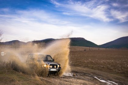 O depresie vulcanica din inima Carpatilor transformat n zon de festival pentru maini 4x4 1