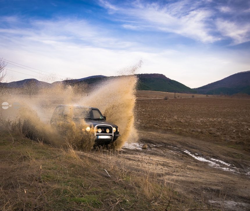 O depresie vulcanica din inima Carpatilor transformat n zon de festival pentru maini 4x4 1