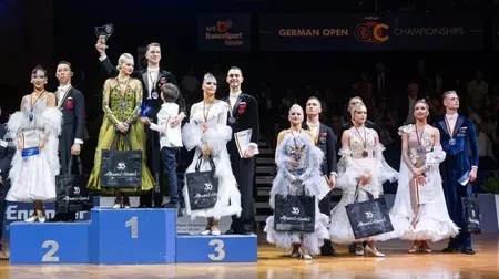 Performanta remarcabila pentru dansul sportiv din Mures Rares Cojoc si Andreea Matei au castigat din nou German Open Championships
