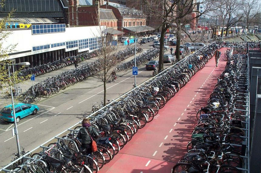Pistele de biciclete trebuie sa aiba o destinatietie Lectia oraselor europene pentru Targu Mures
