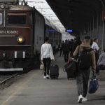 Vesti bune pentru navetistii din Mures trenul va sosi la o ora fixa usor de memorat