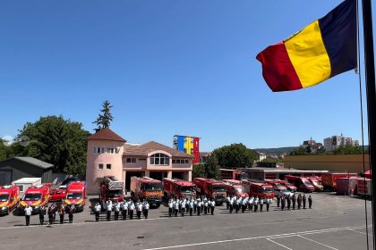 cadre militare ale ISU Mures avansate in grad in cadrul unei ceremonii oficiale