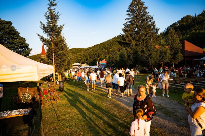 dumitraza gliga la festivalul vaii gurghiului avem datoria de a mentine cultura populara autentica vie