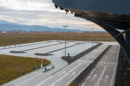 Aeroportul Brașov: charter spre Praga, transfer gratuit și din Târgu Mureș și Reghin