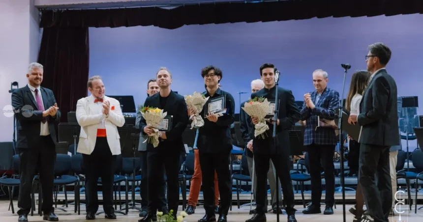 Dirijorul chinez Ding Weizheng, câștigător la Târgu Mureș