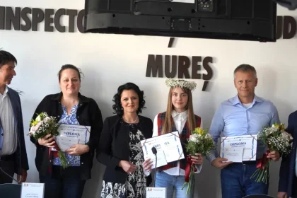 Eleve de 10 din Mureș, premiate pentru rezultatele de la Evaluare Națională și Bac 2026