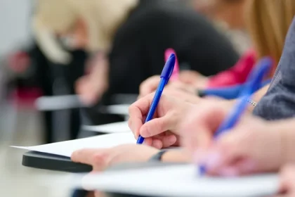 Examenul suplimentar de admitere la liceu a fost eliminat. Legea a fost promulgată