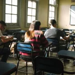 Ministrul educației anunță ore suplimentare pentru elevi după dezastrul de la PISA
