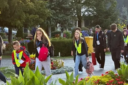 PediBus își reia cursele luni dimineață la Reghin