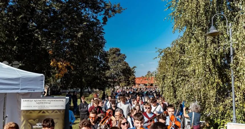 Peste 135 de meșteri au readus tradițiile la viață în Cetatea Târgu Mureș