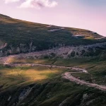 Programul de circulație pe Transalpina se schimbă de sâmbătă