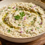 Salată de vinete cu maioneză de post pentru o textură fină și cremoasă