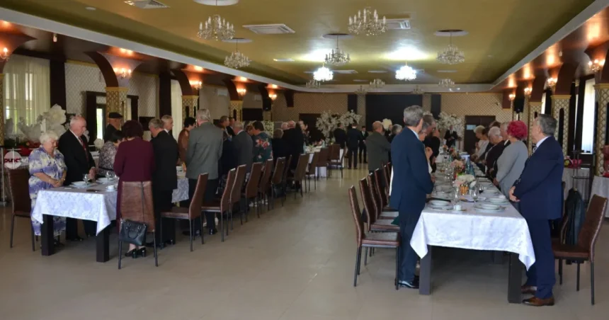 26 de perechi din Luduș au marcat 50 de ani de căsătorie la Nunta de Aur
