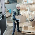 350 de joburi de manipulant mărfuri și 20 de asistenți medicali, disponibile în Mureș