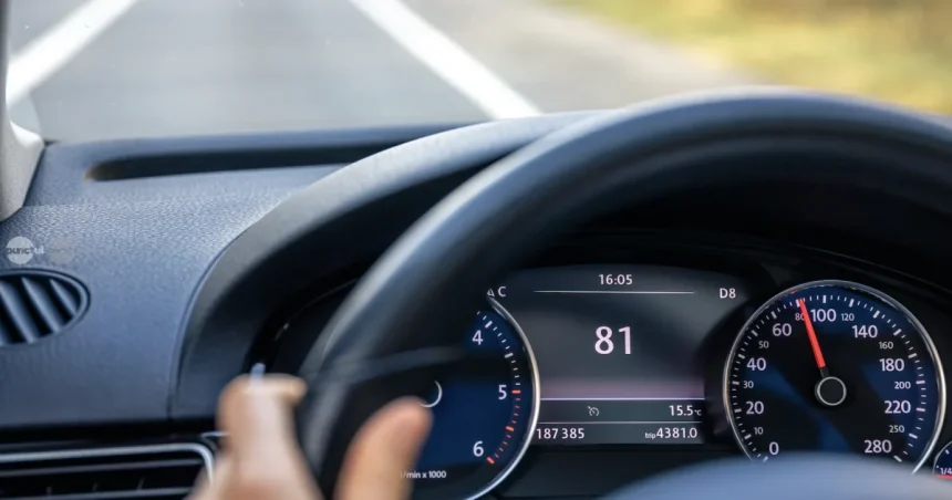 Aproape 70% dintre mașinile cu kilometraj dat înapoi au fost și accidentate