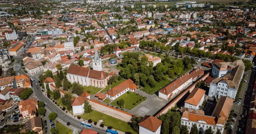Investiție de 9,3 milioane de lei la Cetate: acces prin Poarta de Nord și food court