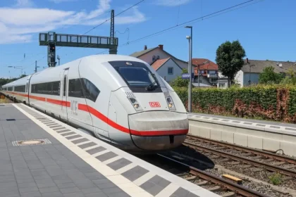 PE aprobă raportul pentru trenuri de mare viteză. Mureș, pe ruta București-Budapesta