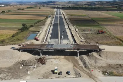 Președintele CJ Harghita avertizează despre specule cu terenuri la A8