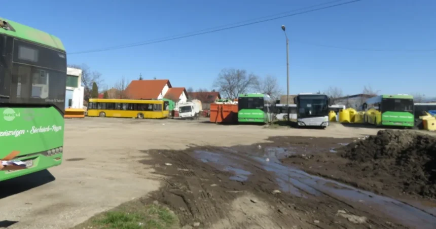 Primăria Reghin vrea să prelungească la 2 ani contractul de transport public