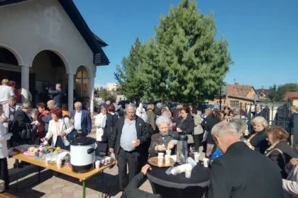 Proiectul „La masă cu bunicii” apropie generațiile la Reghin