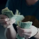 Salariile din Mureș rămân sub media națională cu peste 700 de lei