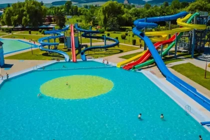 Scumpiri de până la 67% la Weekend: intrarea pentru adulți ajunge la 45 de lei