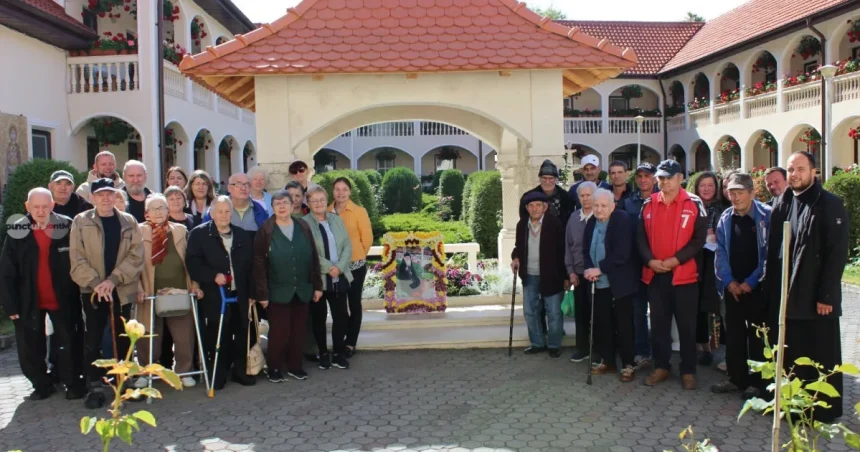 Sighișoara marchează Ziua Vârstnicilor prin acțiuni sociale și religioase