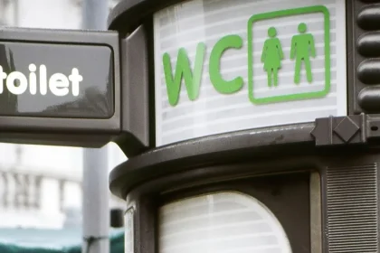 Târgu Mureș: două toalete publice automate, câte 300.000 de lei fiecare