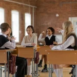 Un an de liceu în America pentru elevii din Mureș: înscrieri deschise la programul FLEX